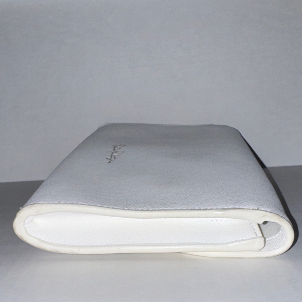 Elegant White Lilly Pulitzer Clutch - Picture 5 of 8